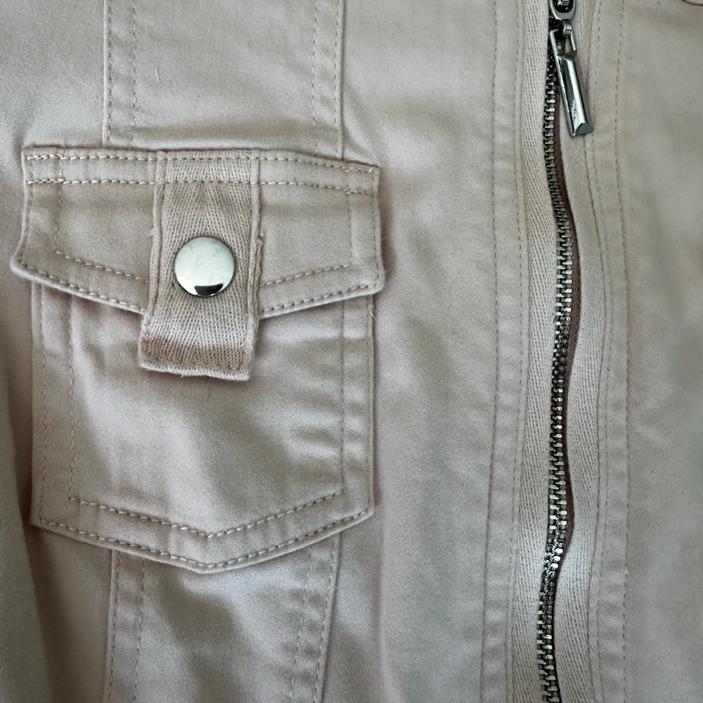 White House Black Market Light Pink woman’s  cotton size 4 Jacket